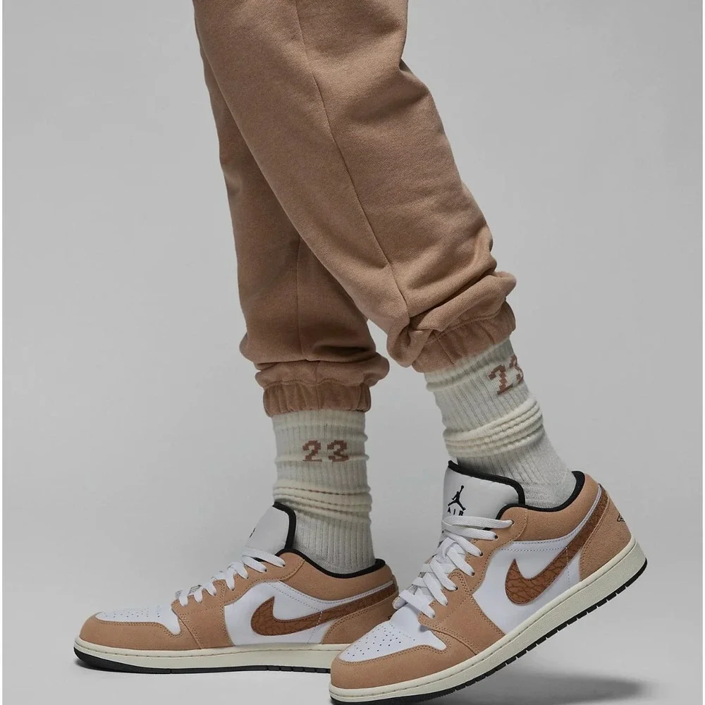 New Air Jordan Flight Fleece Men's Sz M- Sweatpants Hemp Heather Sail DQ7468-201